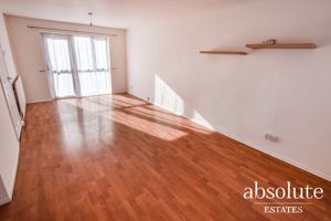 Lounge/Diner- click for photo gallery